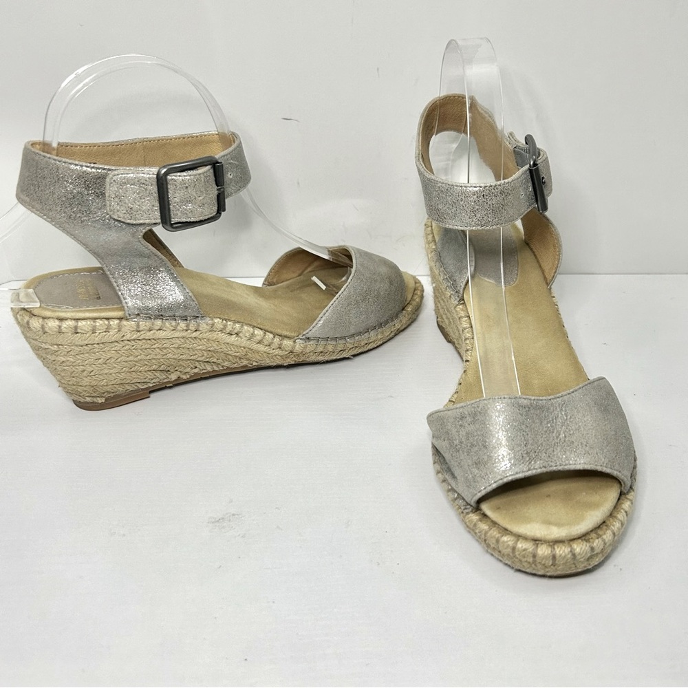 Johnston Murphy Metallic Silver Leather Ankle Strap Espadrille Wedge Sandals 8.5